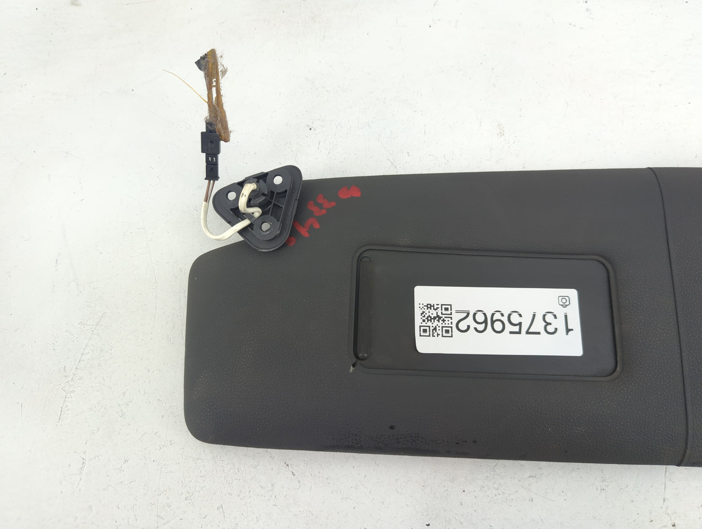 2006-2016 Chevrolet Impala Sun Visor Shade Replacement Driver Left Mirror Fits OEM Used Auto Parts - Oemusedautoparts1.com
