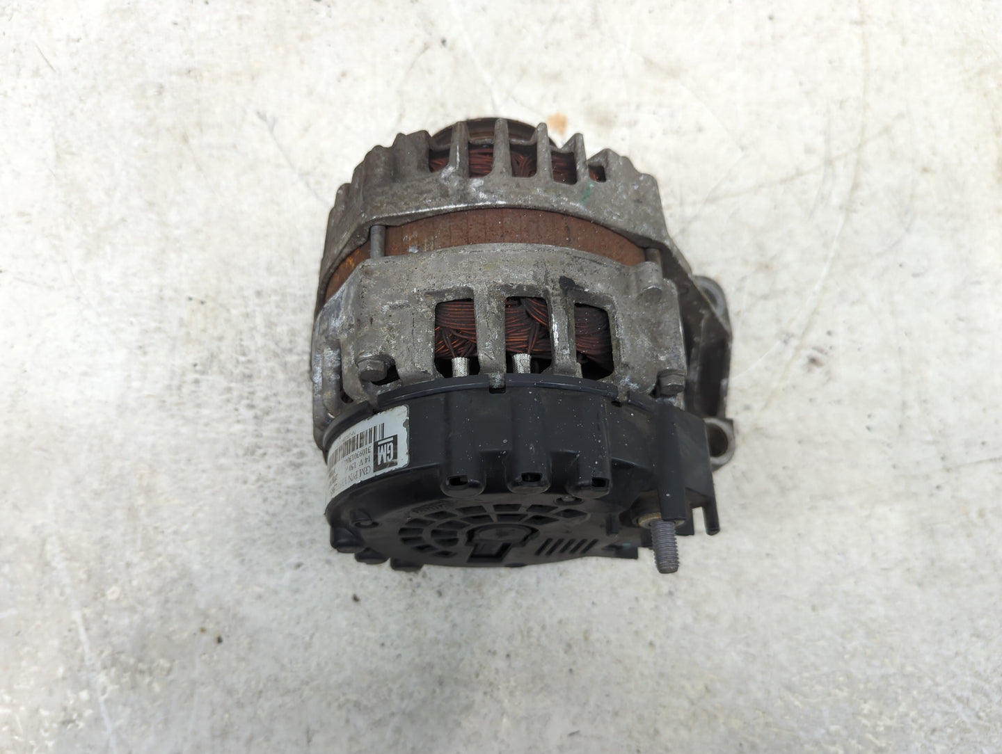 2012-2016 Chevrolet Impala Alternator Replacement Generator Charging Assembly Engine OEM P/N:13502585 Fits OEM Used Auto Par