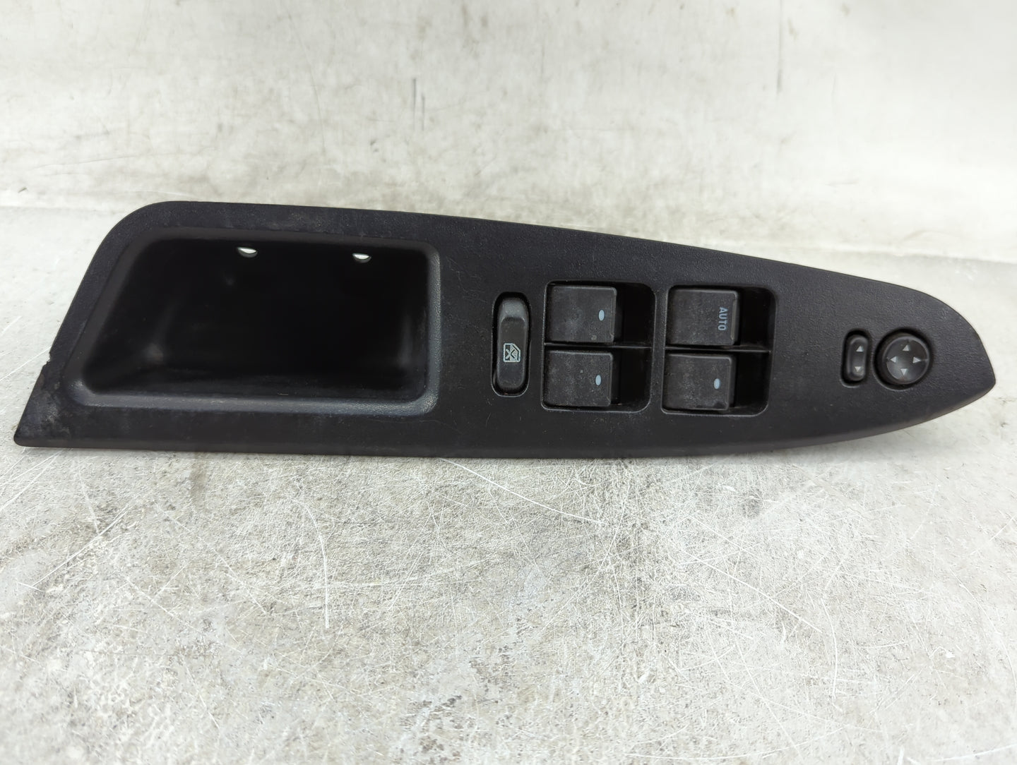 2009-2016 Chevrolet Impala Master Power Window Switch Replacement Driver Side Left P/N:25928893 Fits OEM Used Auto Parts - O
