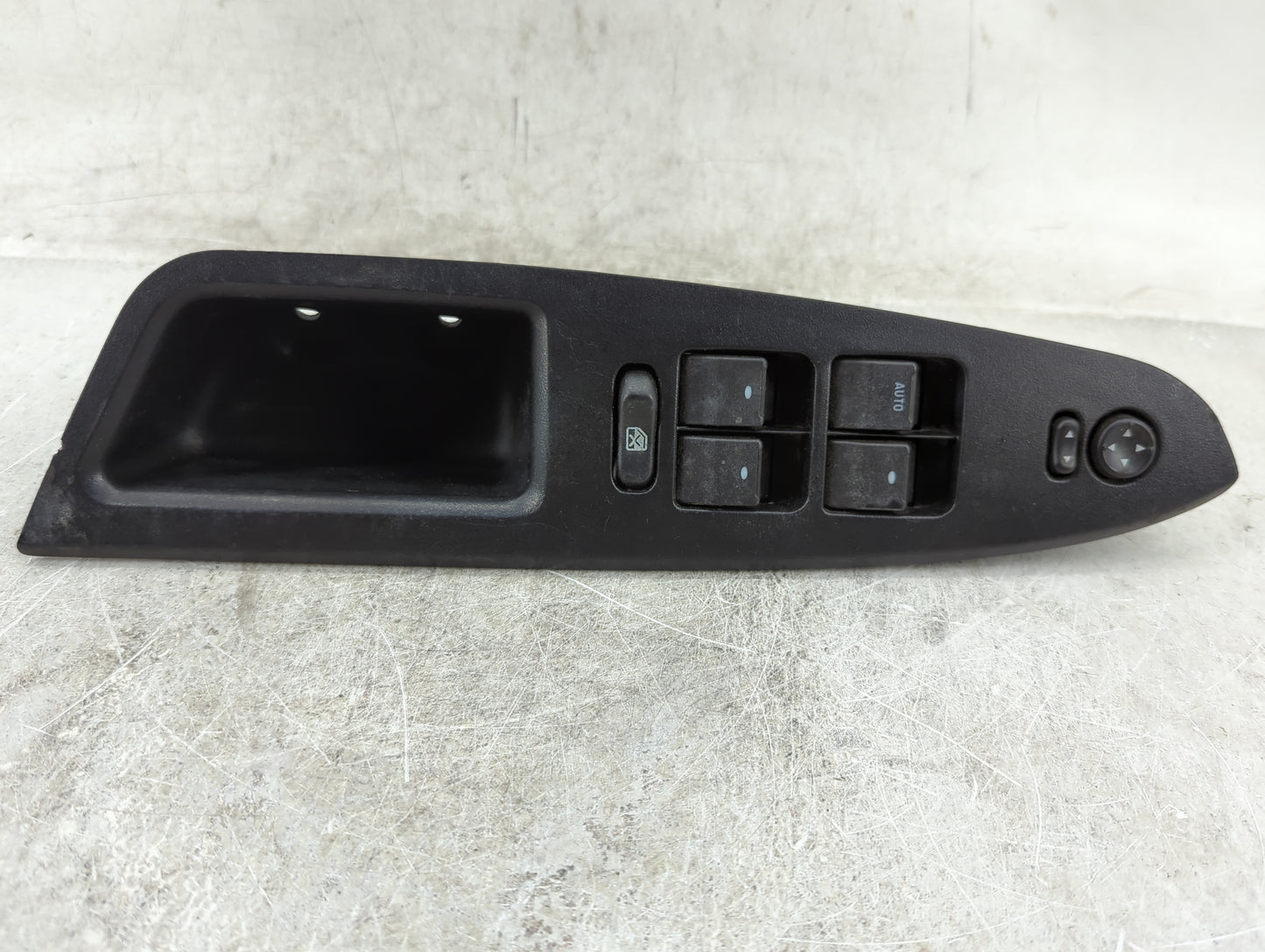 2009-2016 Chevrolet Impala Master Power Window Switch Replacement Driver Side Left P/N:25928893 Fits OEM Used Auto Parts - O