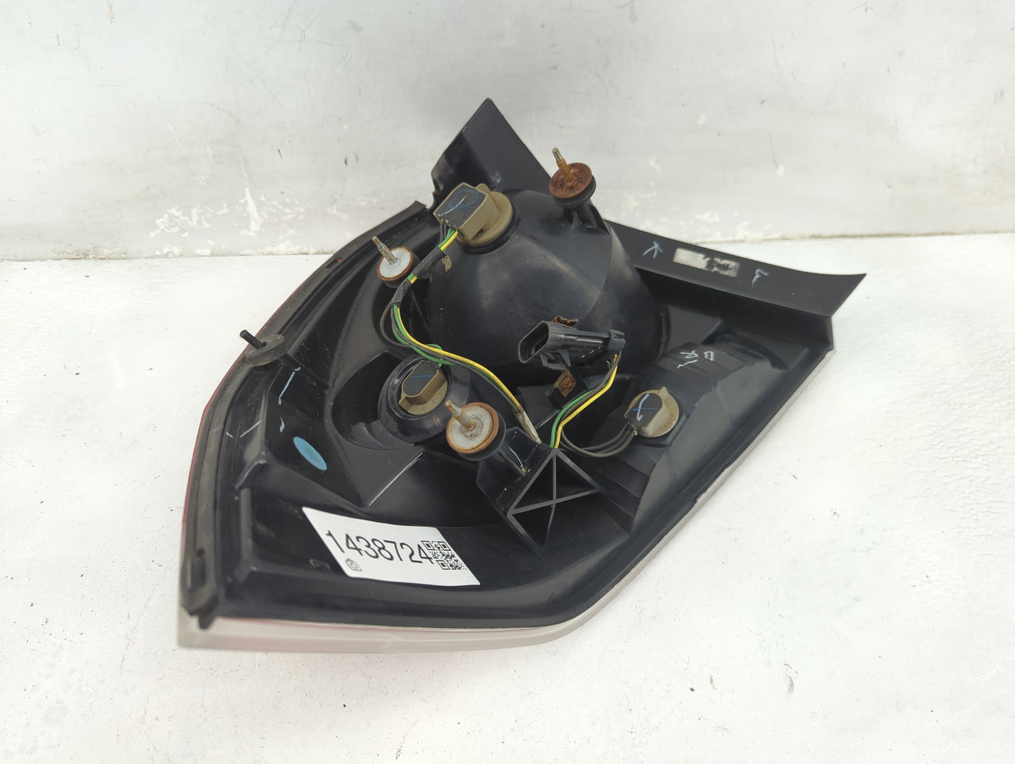 2006-2016 Chevrolet Impala Tail Light Assembly Passenger Right OEM Fits OEM Used Auto Parts - Oemusedautoparts1.com
