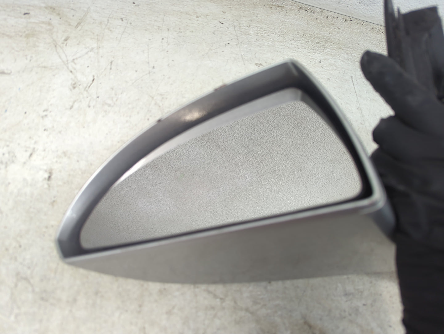 2007-2016 Chevrolet Impala Driver Side View Mirror - Left Door Mirror OEM Used - Oemusedautoparts1.com