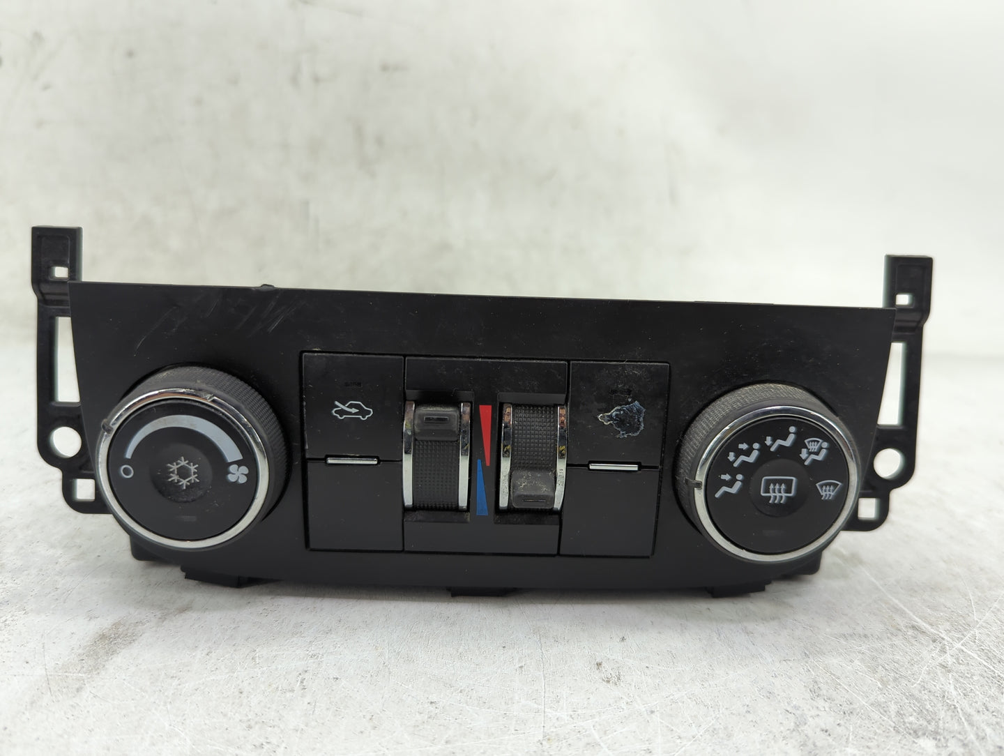 2012-2016 Chevrolet Impala Climate Control Module Temperature AC/Heater Replacement P/N:20897159 Fits OEM Used Auto Parts - 