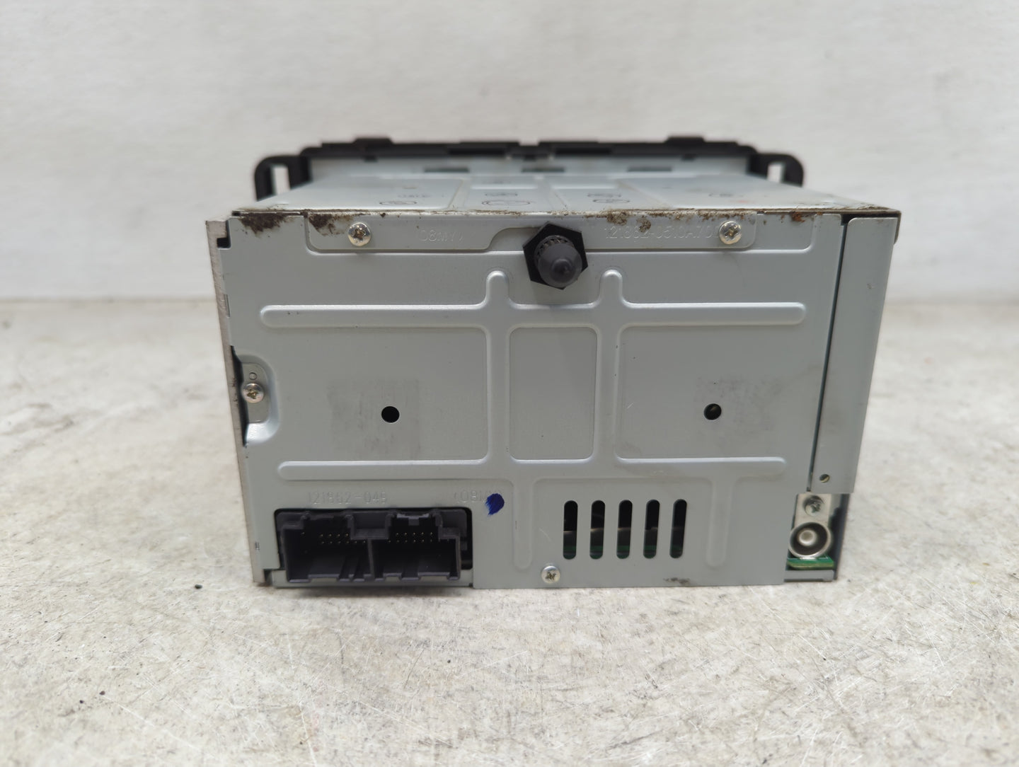 2011-2012 Chevrolet Impala Radio AM FM Cd Player Receiver Replacement P/N:20955156 123000-2970A101 Fits Fits 2011 2012 OEM U