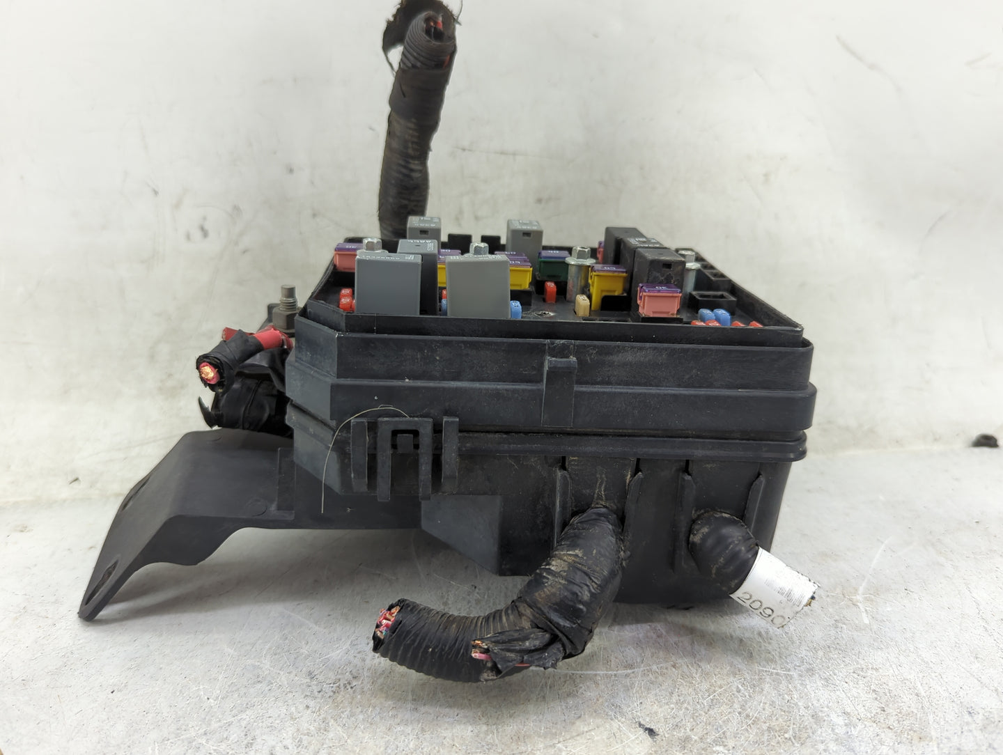 2012 Chevrolet Impala Fusebox Fuse Box Panel Relay Module P/N:15328866 13500114, 13500126 Fits OEM Used Auto Parts - Oemused