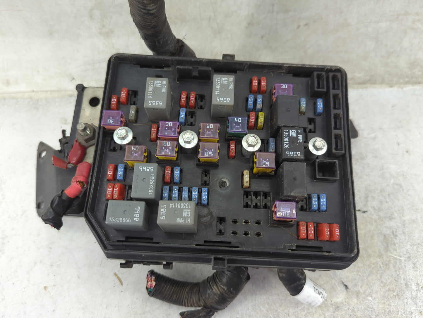 2012 Chevrolet Impala Fusebox Fuse Box Panel Relay Module P/N:15328866 13500114, 13500126 Fits OEM Used Auto Parts - Oemused
