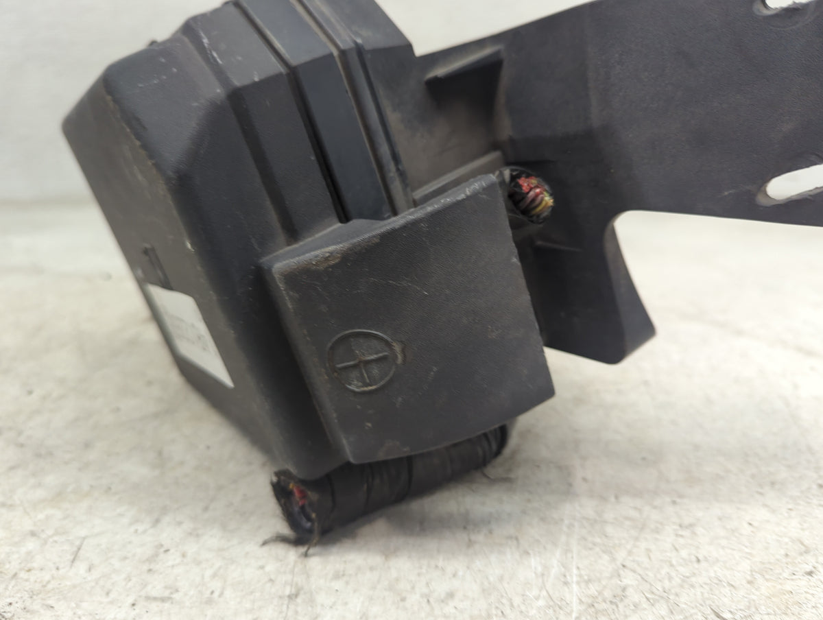 2012-2016 Chevrolet Impala Fusebox Fuse Box Panel Relay Module Fits Fits 2012 2013 2014 2015 2016 OEM Used Auto Parts - Oemu