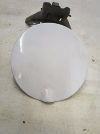 2012 Chevrolet Impala Fuel Tank Door Lid Gas Tank White - Oemusedautoparts1.com
