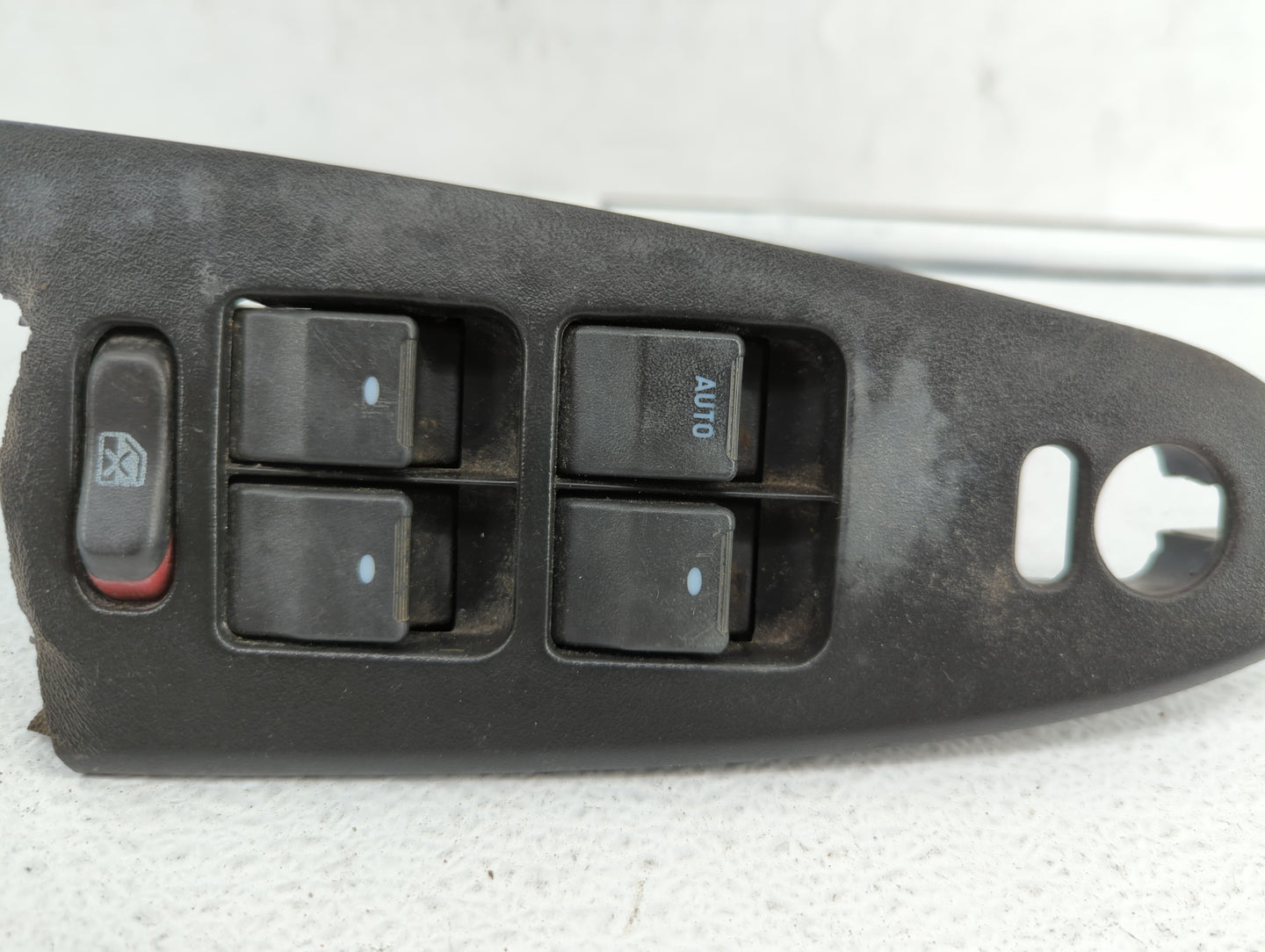 2009-2016 Chevrolet Impala Master Power Window Switch Replacement Driver Side Left P/N:25828893 Fits OEM Used Auto Parts - O