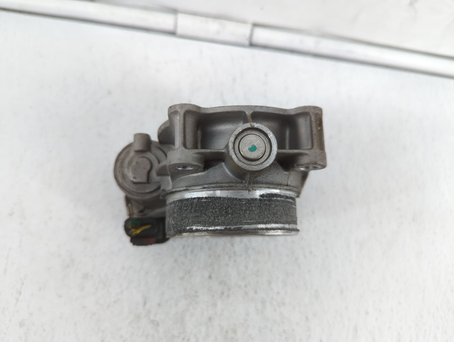 2012-2019 Chevrolet Impala Throttle Body P/N:12632172BA Fits Fits 2012 2013 2014 2015 2016 2017 2018 2019 OEM Used Auto Part