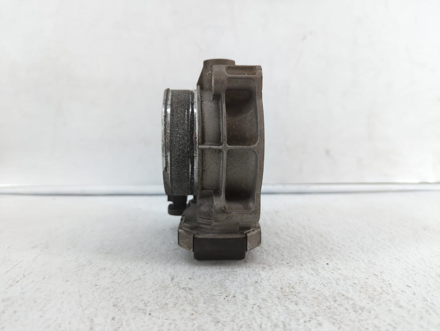 2012-2019 Chevrolet Impala Throttle Body P/N:12632172BA Fits Fits 2012 2013 2014 2015 2016 2017 2018 2019 OEM Used Auto Part