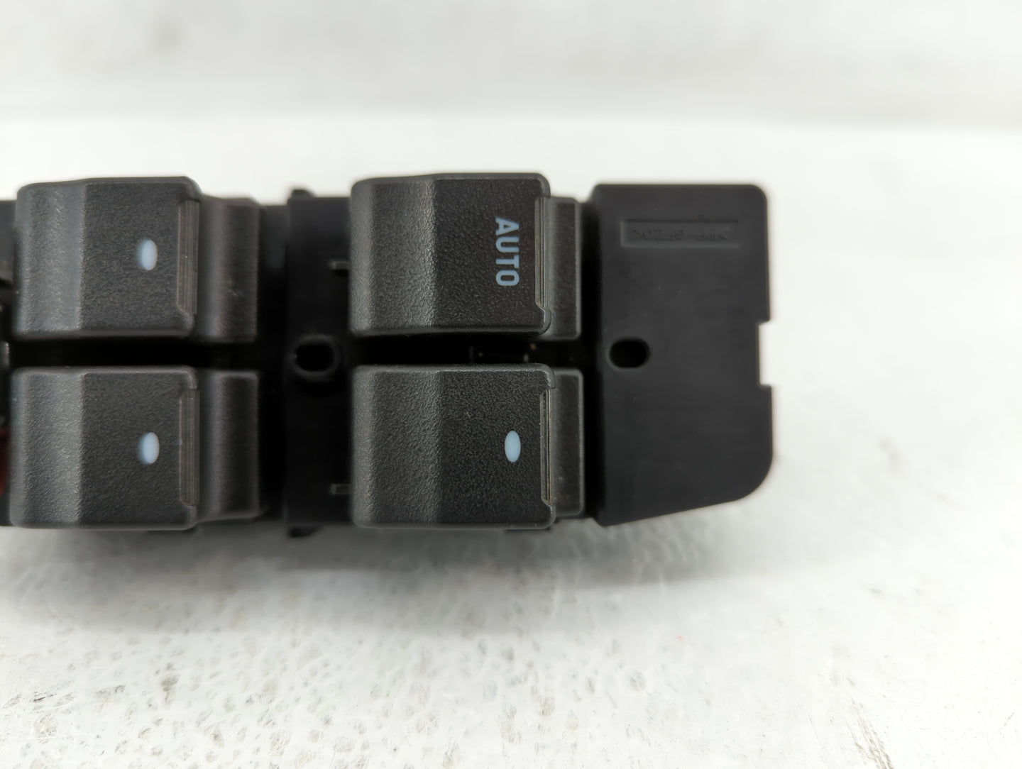 2009-2016 Chevrolet Impala Master Power Window Switch Replacement Driver Side Left P/N:25828893 Fits OEM Used Auto Parts - O