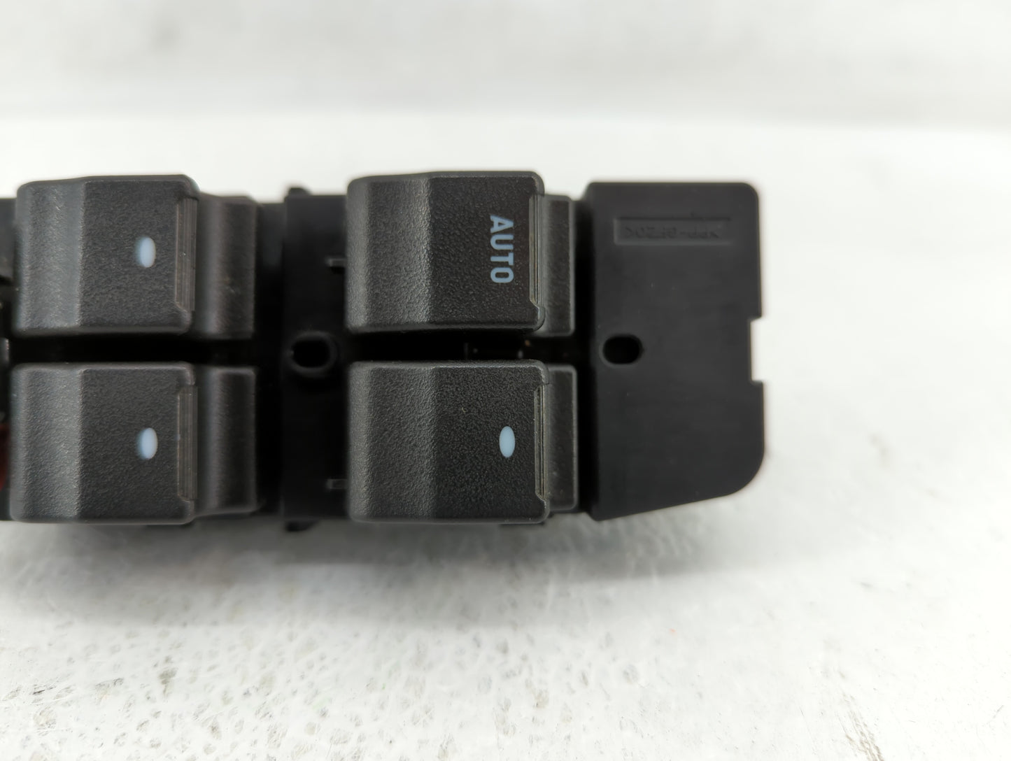 2009-2016 Chevrolet Impala Master Power Window Switch Replacement Driver Side Left P/N:25828893 Fits OEM Used Auto Parts - O