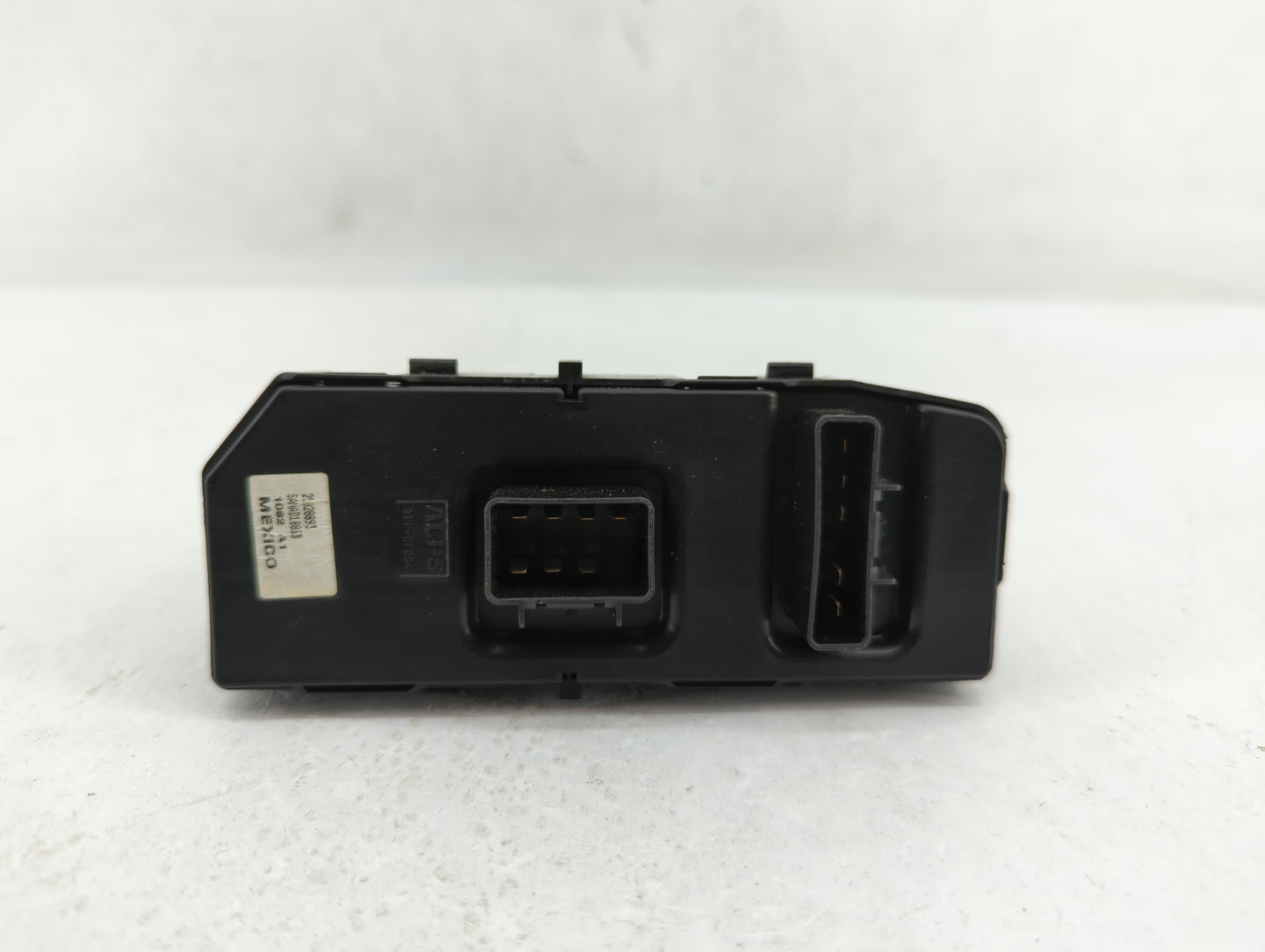 2009-2016 Chevrolet Impala Master Power Window Switch Replacement Driver Side Left P/N:25828893 Fits OEM Used Auto Parts - O