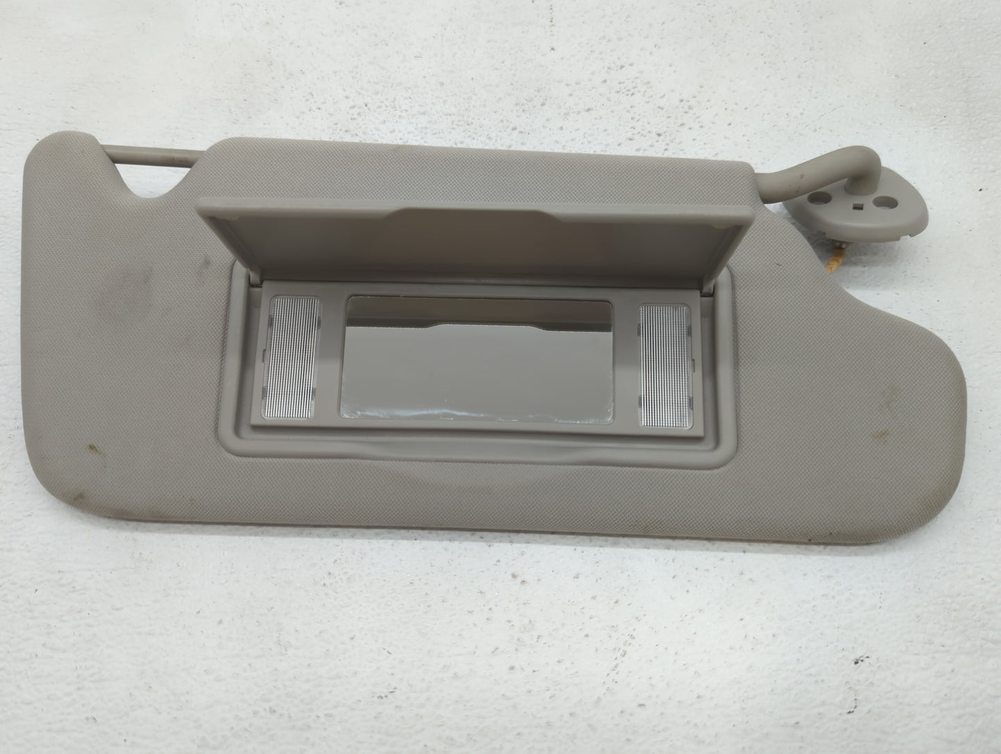 2006-2016 Chevrolet Impala Sun Visor Shade Replacement Passenger Right Mirror Fits OEM Used Auto Parts - Oemusedautoparts1.c