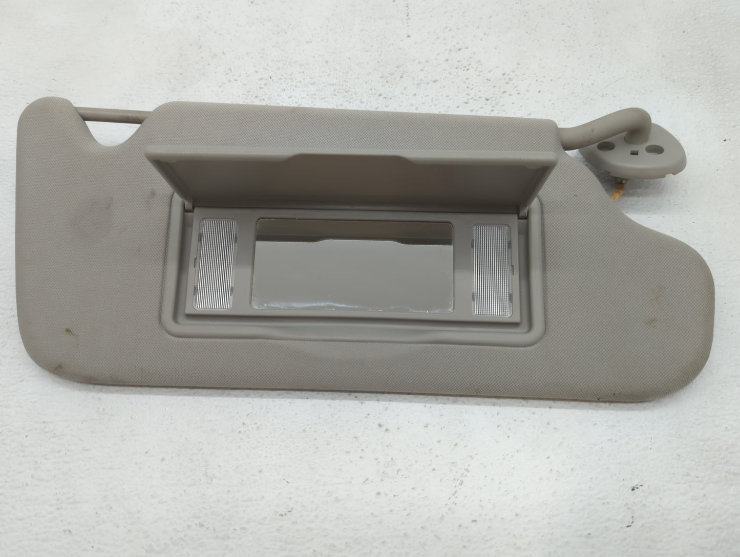 2006-2016 Chevrolet Impala Sun Visor Shade Replacement Passenger Right Mirror Fits OEM Used Auto Parts - Oemusedautoparts1.c
