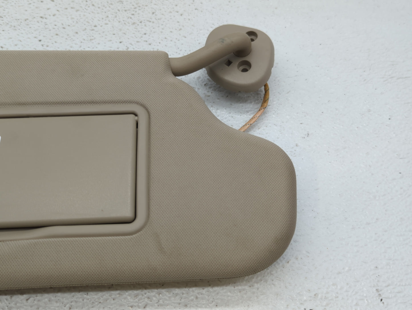 2006-2016 Chevrolet Impala Sun Visor Shade Replacement Passenger Right Mirror Fits OEM Used Auto Parts - Oemusedautoparts1.c