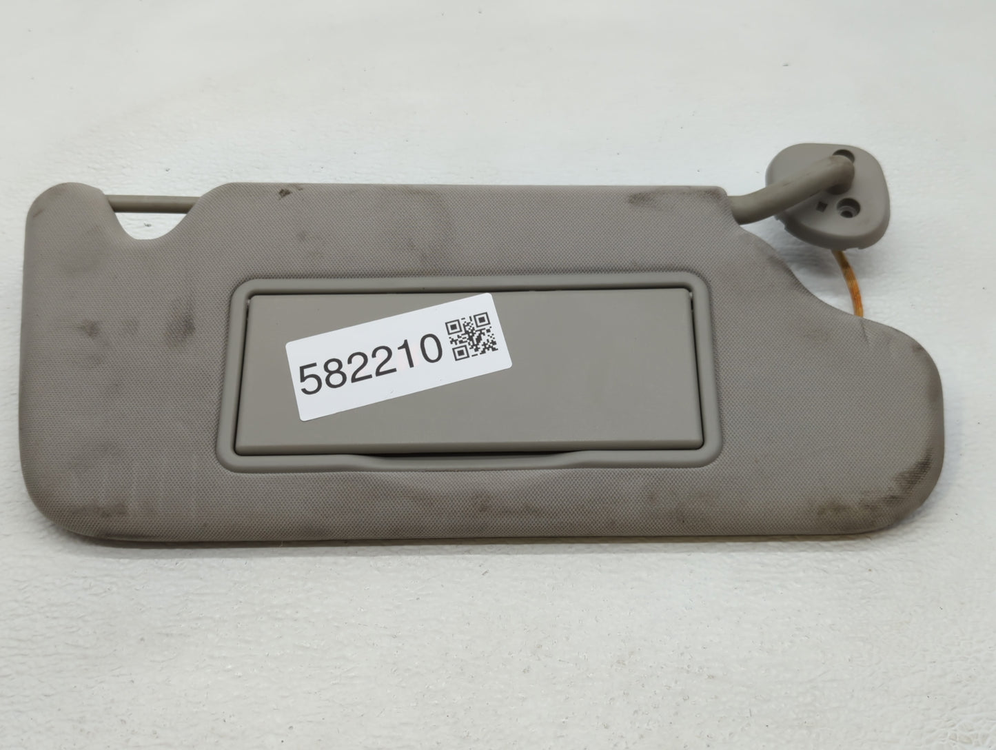 2006-2016 Chevrolet Impala Sun Visor Shade Replacement Passenger Right Mirror Fits OEM Used Auto Parts - Oemusedautoparts1.c