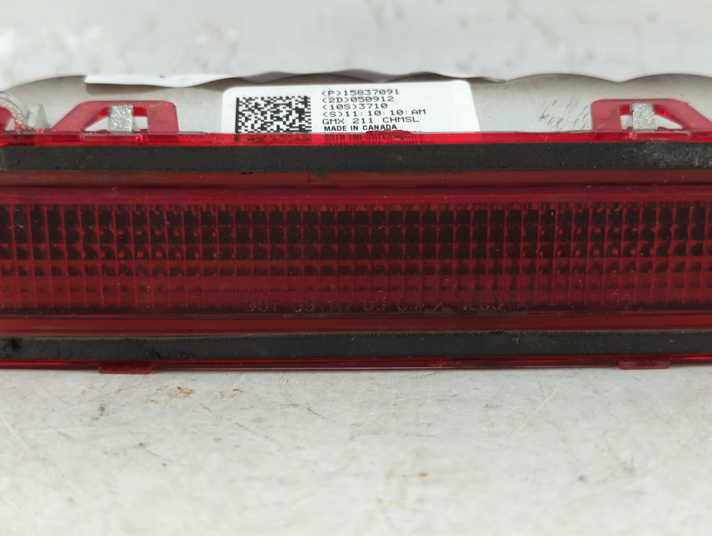 2012 Chevrolet Impala Third Brake Light Tail Light P/N:15837091 Fits OEM Used Auto Parts - Oemusedautoparts1.com