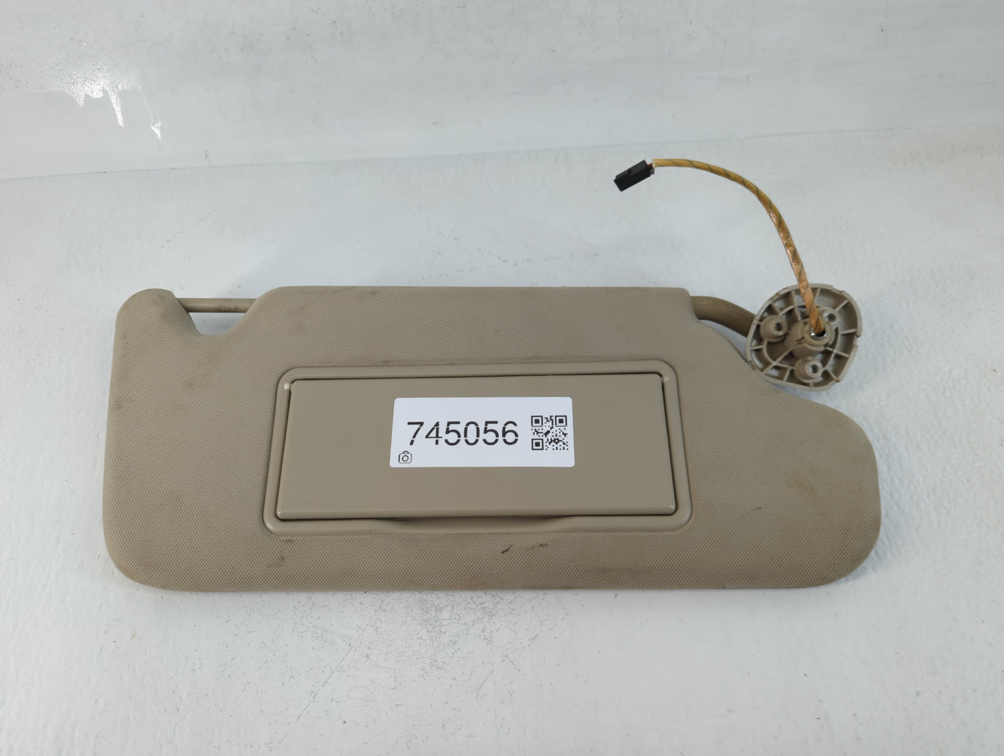 2006-2016 Chevrolet Impala Sun Visor Shade Replacement Passenger Right Mirror Fits OEM Used Auto Parts - Oemusedautoparts1.c