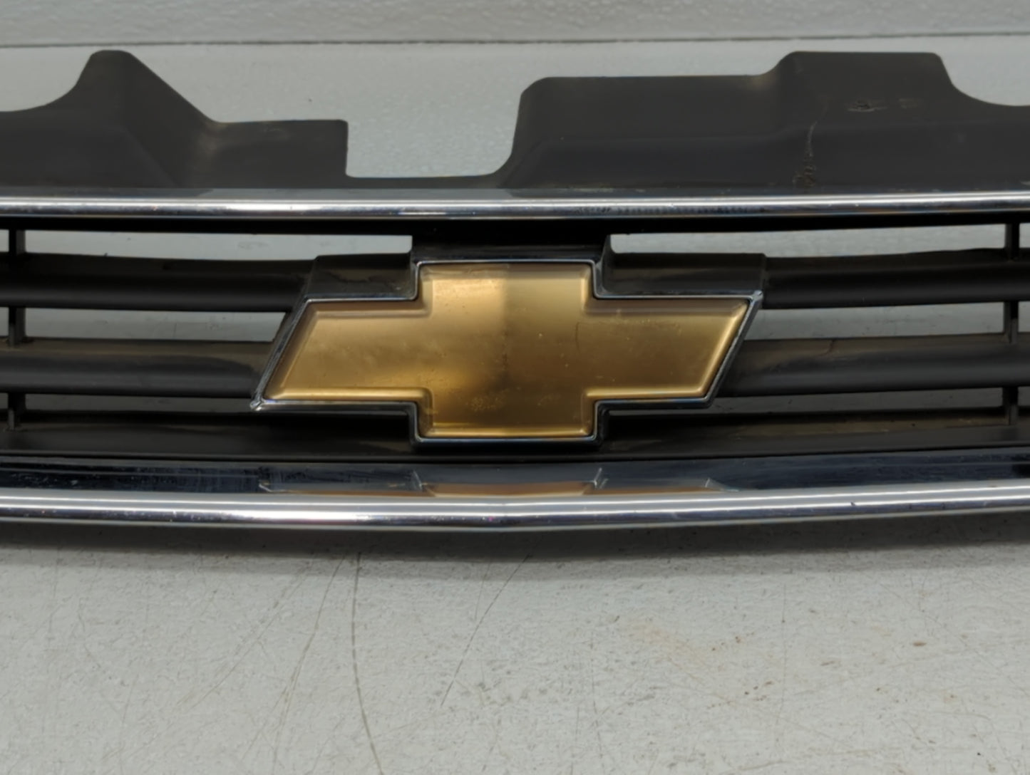 2006-2016 Chevrolet Impala Front Grille Bumper Not Included - Oemusedautoparts1.com