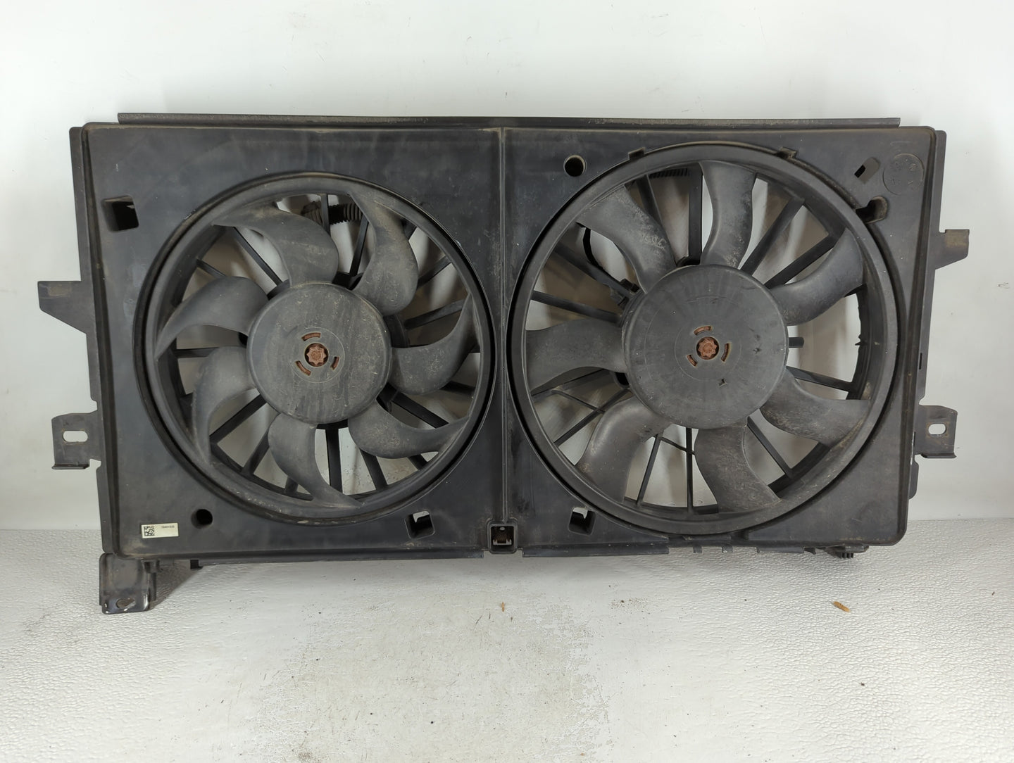 2006-2016 Chevrolet Impala Left Radiator Fan Motor Assembly - Oemusedautoparts1.com