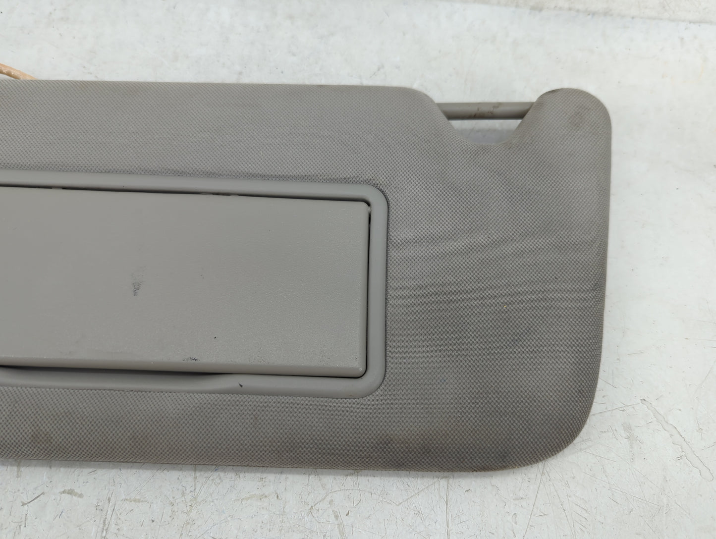2006-2016 Chevrolet Impala Sun Visor Shade Replacement Driver Left Mirror Fits OEM Used Auto Parts - Oemusedautoparts1.com