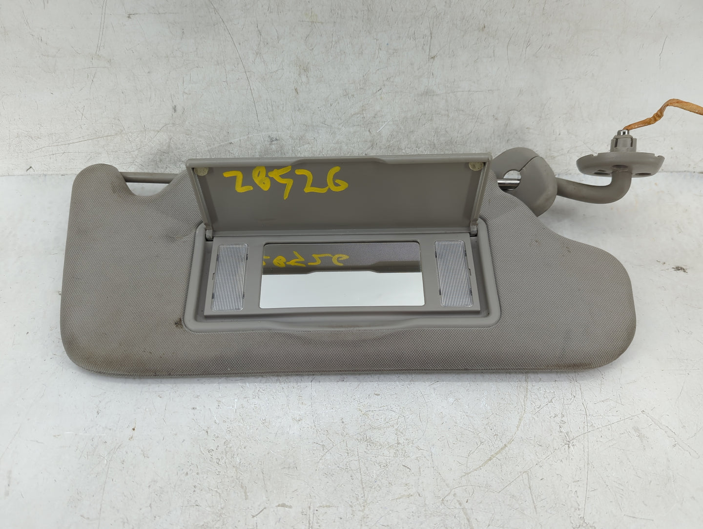 2006-2016 Chevrolet Impala Sun Visor Shade Replacement Passenger Right Mirror Fits OEM Used Auto Parts - Oemusedautoparts1.c