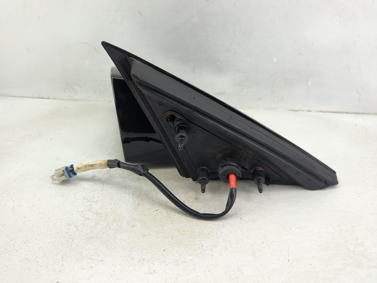 2006-2016 Chevrolet Impala Driver Side View Mirror - Left Door Mirror OEM Used - Oemusedautoparts1.com