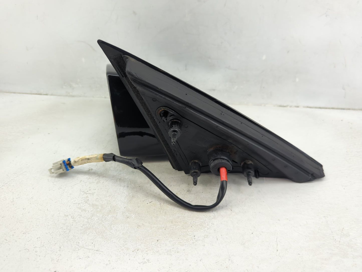 2006-2016 Chevrolet Impala Driver Side View Mirror - Left Door Mirror OEM Used - Oemusedautoparts1.com