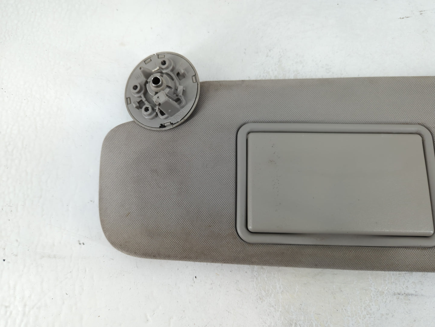 2004-2012 Chevrolet Malibu Sun Visor Shade Replacement Driver Left Mirror Fits Fits 2004 2005 2008 2009 2010 2011 2012 OEM U