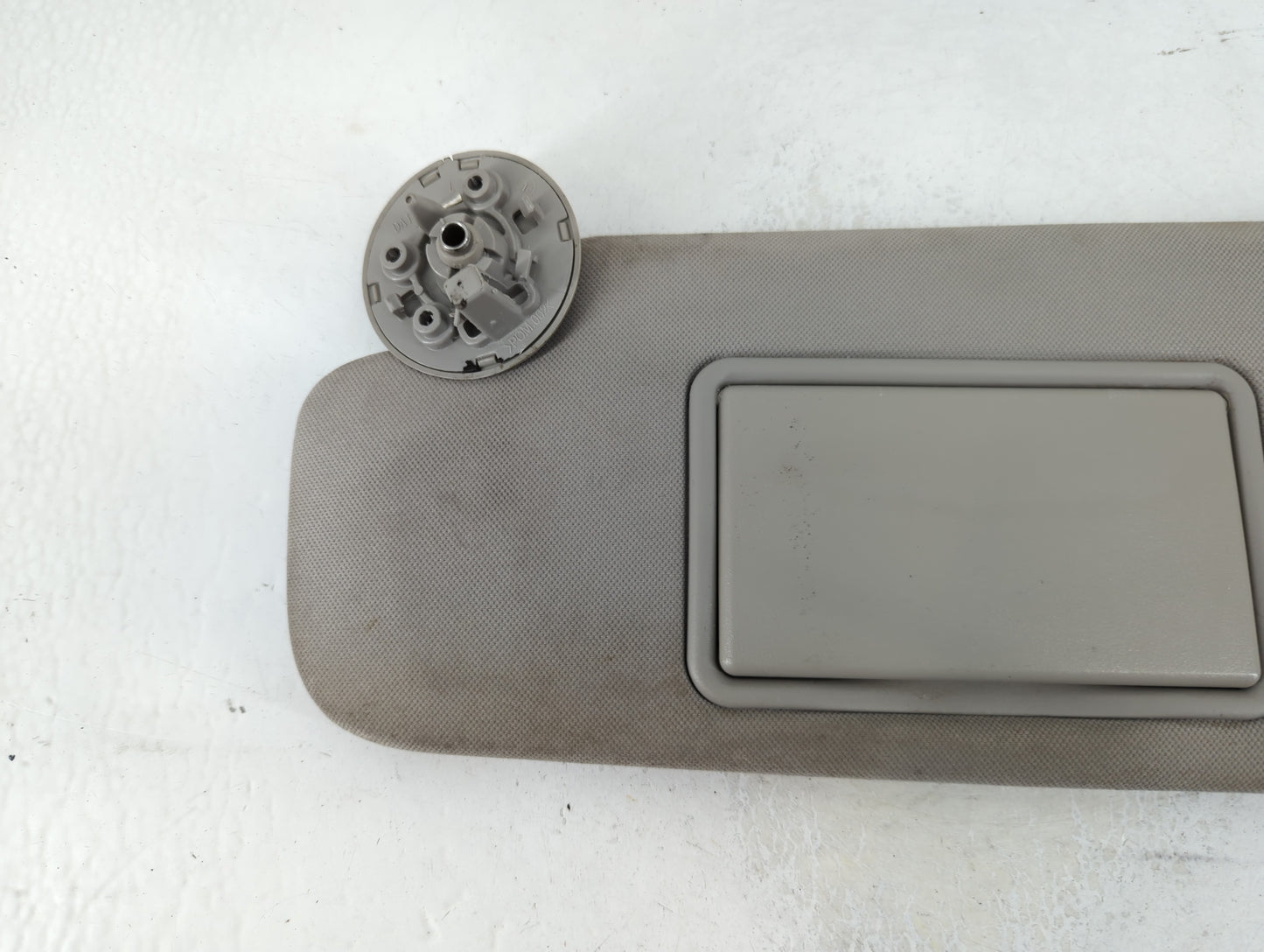 2004-2012 Chevrolet Malibu Sun Visor Shade Replacement Driver Left Mirror Fits Fits 2004 2005 2008 2009 2010 2011 2012 OEM U