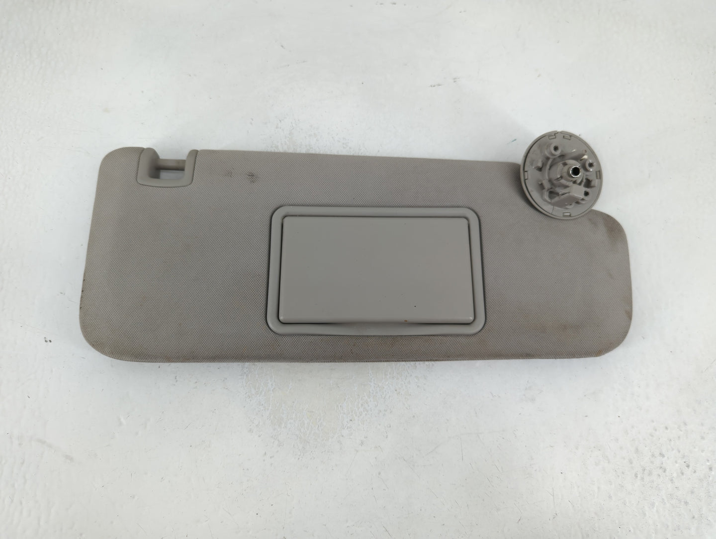 2004-2012 Chevrolet Malibu Sun Visor Shade Replacement Passenger Right Mirror Fits Fits 2004 2005 2008 2009 2010 2011 2012 O