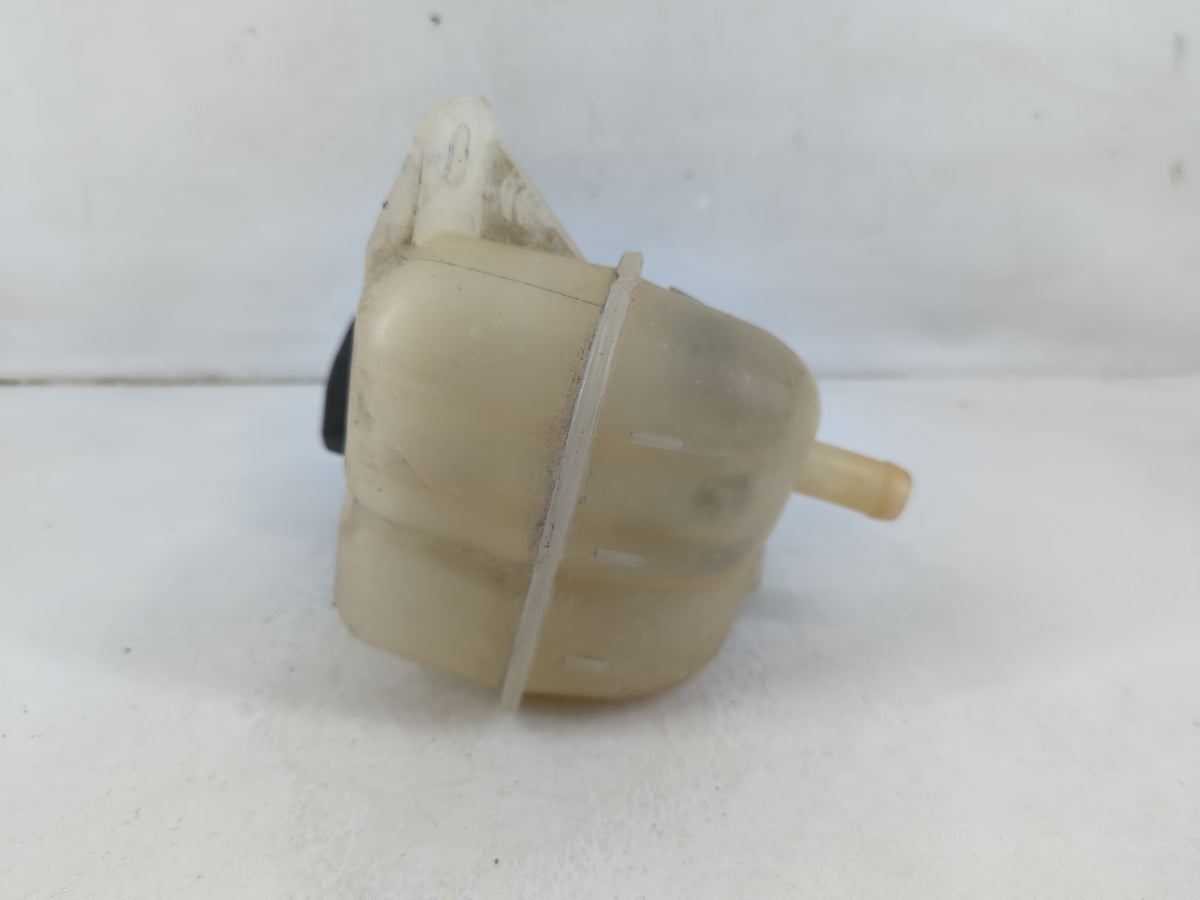 2007 Chevrolet Malibu Radiator Coolant Overflow Expansion Tank Bottle 1036584 - Oemusedautoparts1.com