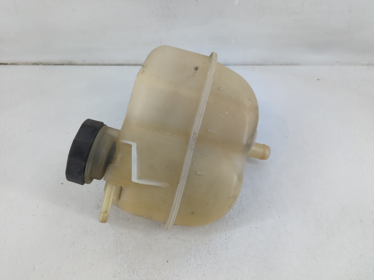 2007 Chevrolet Malibu Radiator Coolant Overflow Expansion Tank Bottle 1036584 - Oemusedautoparts1.com