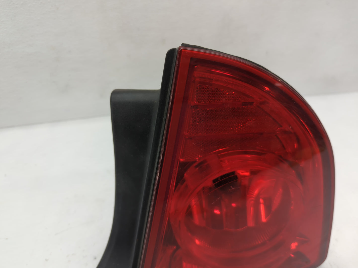 2012 Chevrolet Malibu Tail Light Assembly Passenger Right OEM Fits OEM Used Auto Parts - Oemusedautoparts1.com