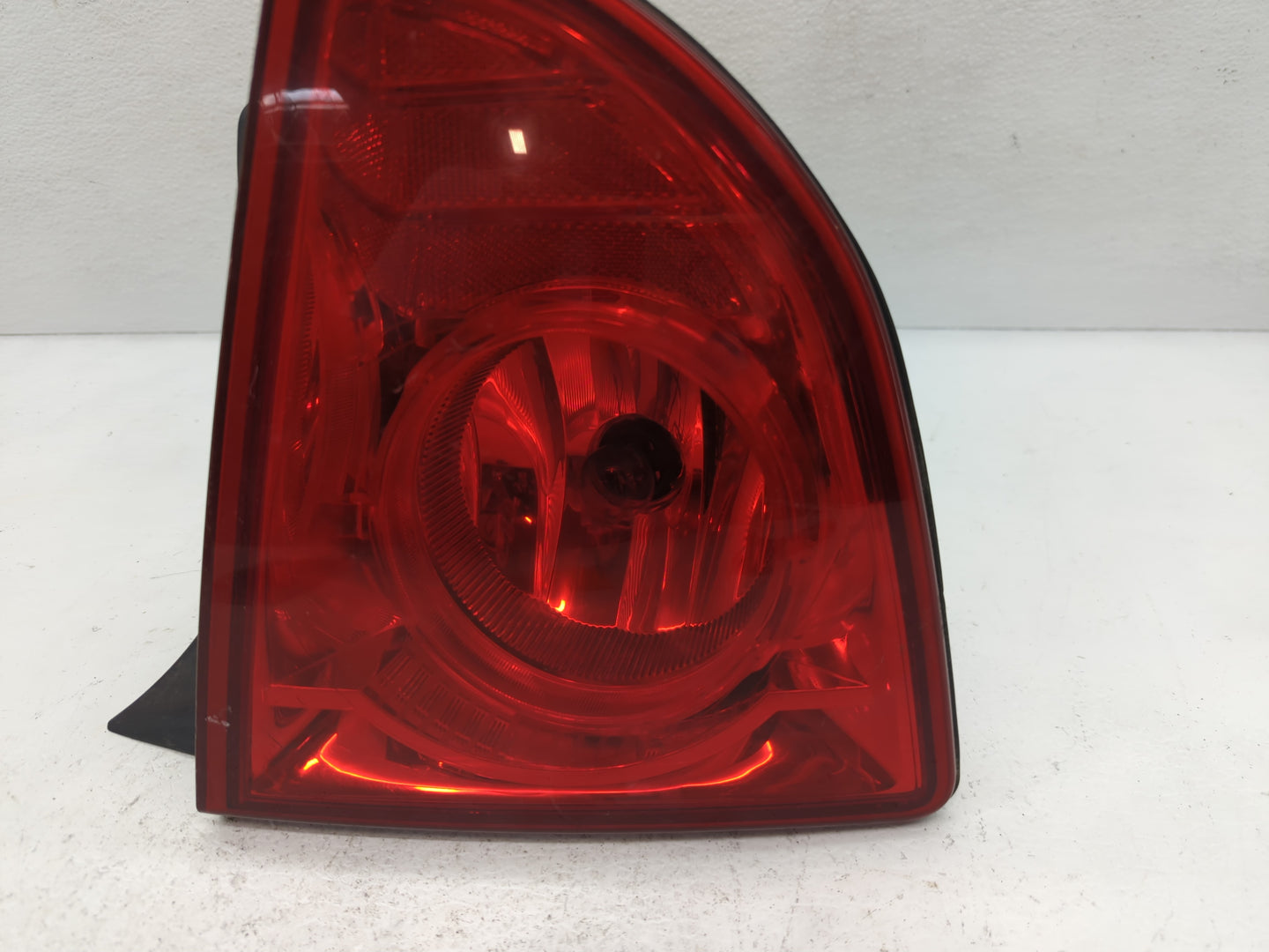 2012 Chevrolet Malibu Tail Light Assembly Passenger Right OEM Fits OEM Used Auto Parts - Oemusedautoparts1.com
