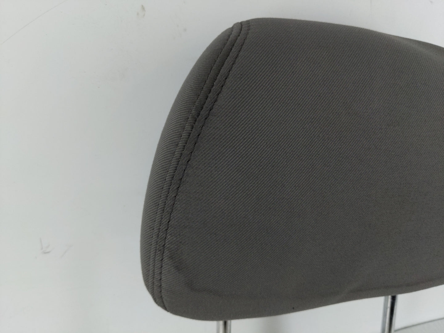 2012 Chevrolet Malibu Headrest Head Rest Rear Seat Fits OEM Used Auto Parts - Oemusedautoparts1.com