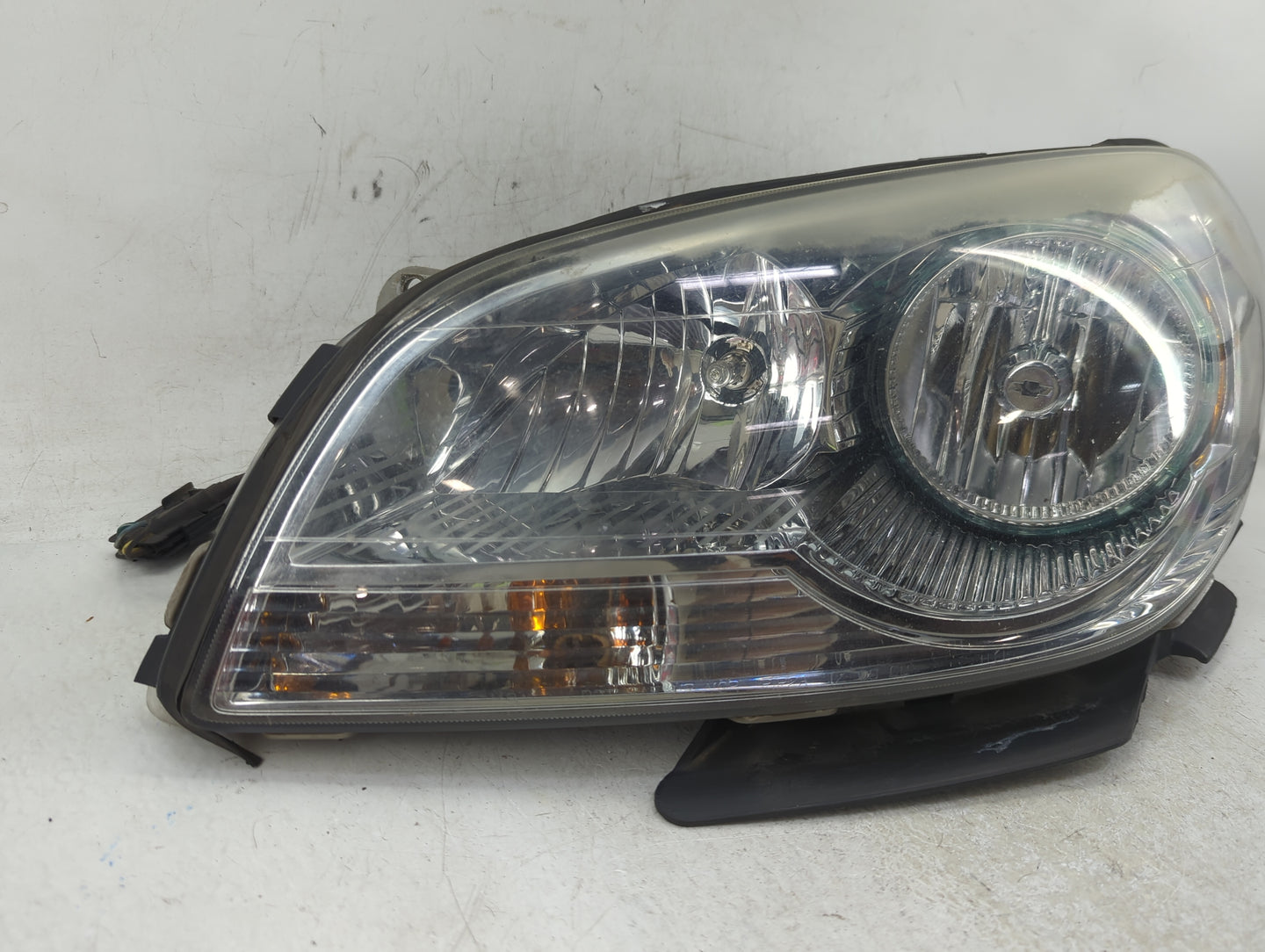 2008-2012 Chevrolet Malibu Driver Left Oem Head Light Headlight Lamp - Oemusedautoparts1.com