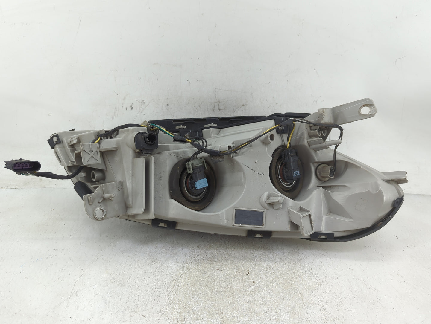2008-2012 Chevrolet Malibu Driver Left Oem Head Light Headlight Lamp - Oemusedautoparts1.com
