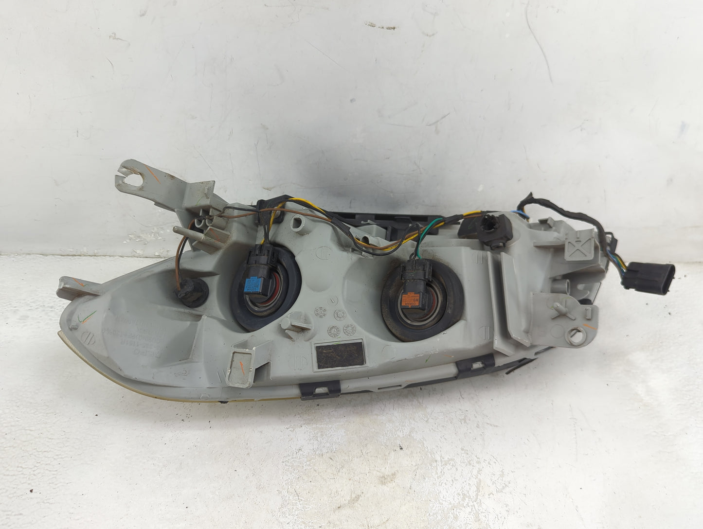 2008-2012 Chevrolet Malibu Passenger Right Oem Head Light Headlight Lamp - Oemusedautoparts1.com