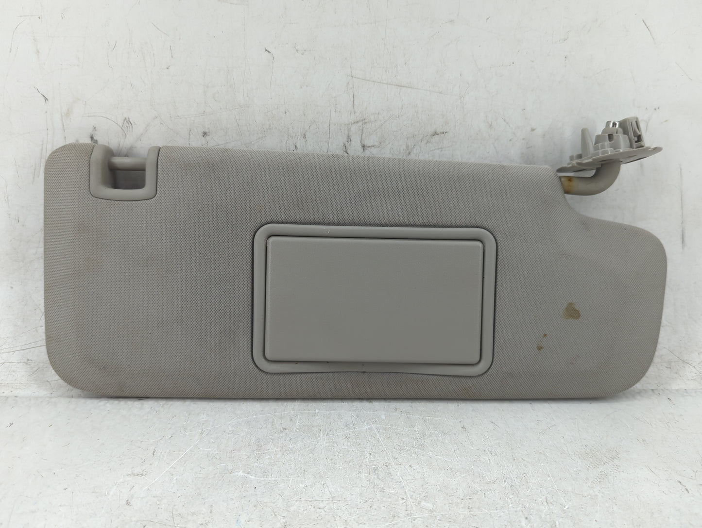 2004-2012 Chevrolet Malibu Sun Visor Shade Replacement Passenger Right Mirror Fits Fits 2004 2005 2008 2009 2010 2011 2012 O