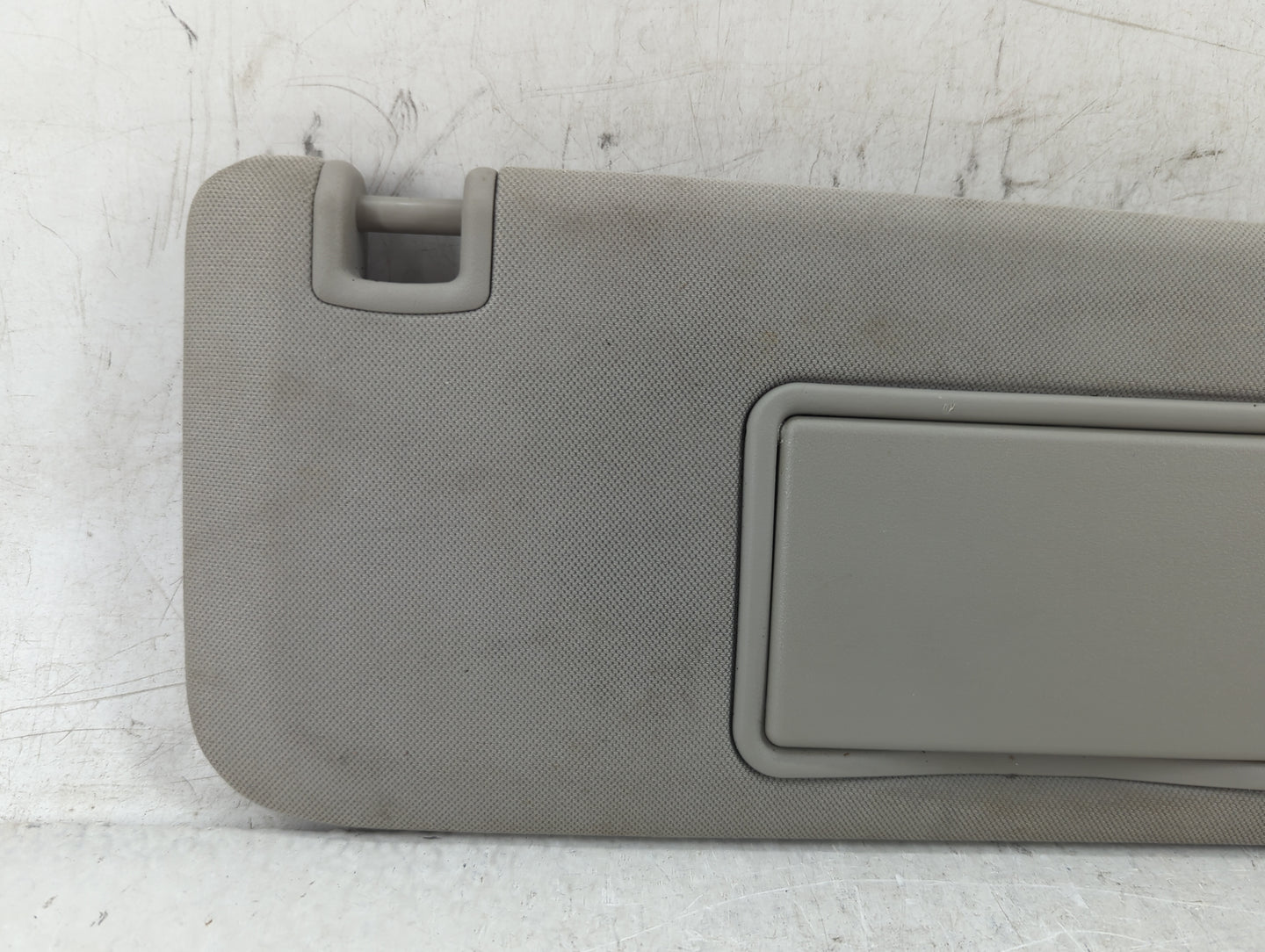 2004-2012 Chevrolet Malibu Sun Visor Shade Replacement Passenger Right Mirror Fits Fits 2004 2005 2008 2009 2010 2011 2012 O