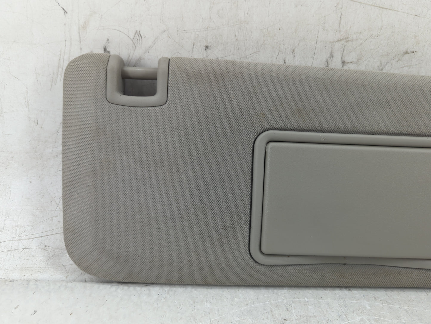 2004-2012 Chevrolet Malibu Sun Visor Shade Replacement Passenger Right Mirror Fits Fits 2004 2005 2008 2009 2010 2011 2012 O