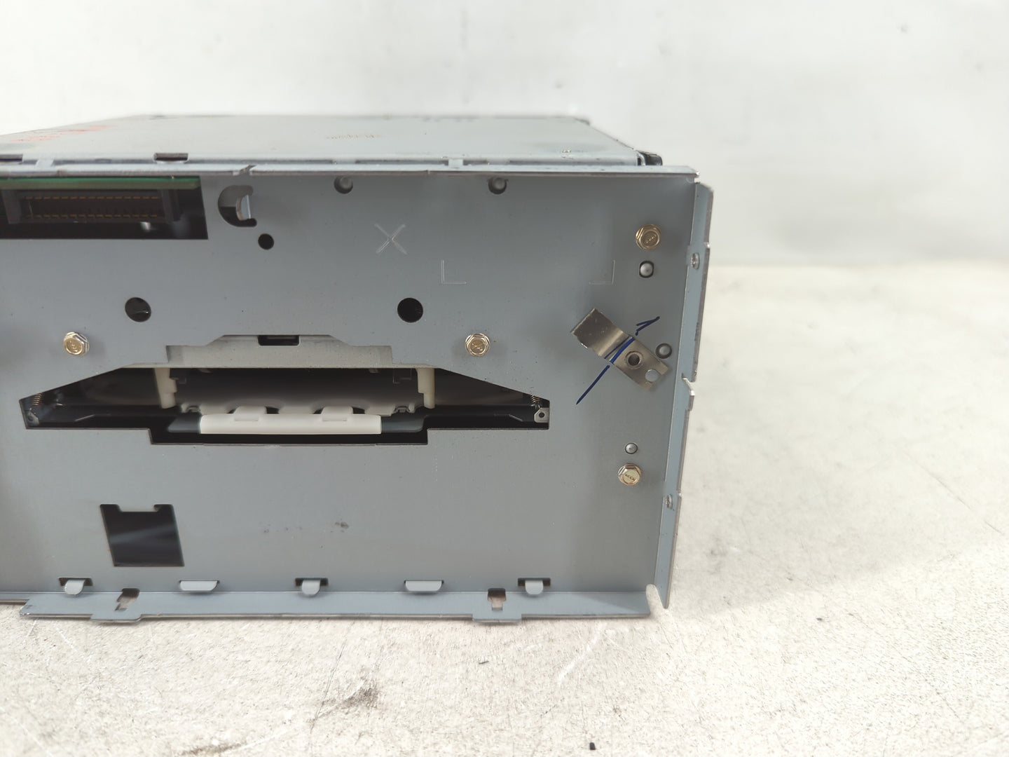 2009-2012 Chevrolet Malibu Radio AM FM Cd Player Receiver Replacement P/N:20919616 Fits Fits 2009 2010 2011 2012 OEM Used Au