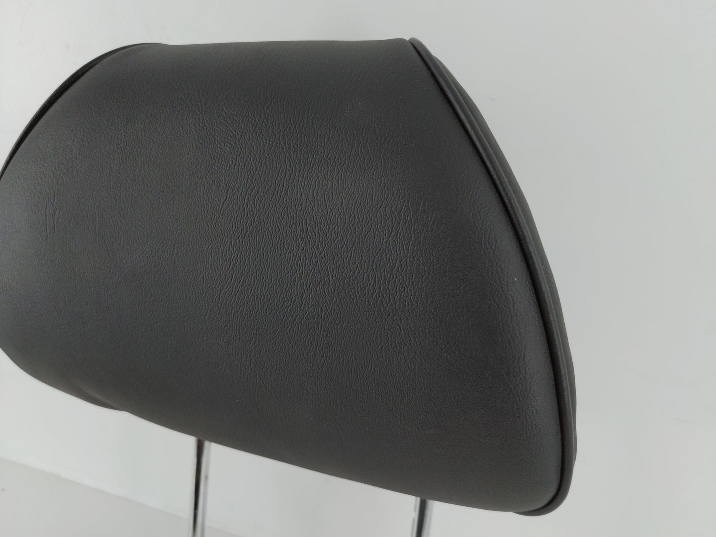 2011 Chevrolet Malibu Headrest Head Rest Front Driver Passenger Seat - Oemusedautoparts1.com