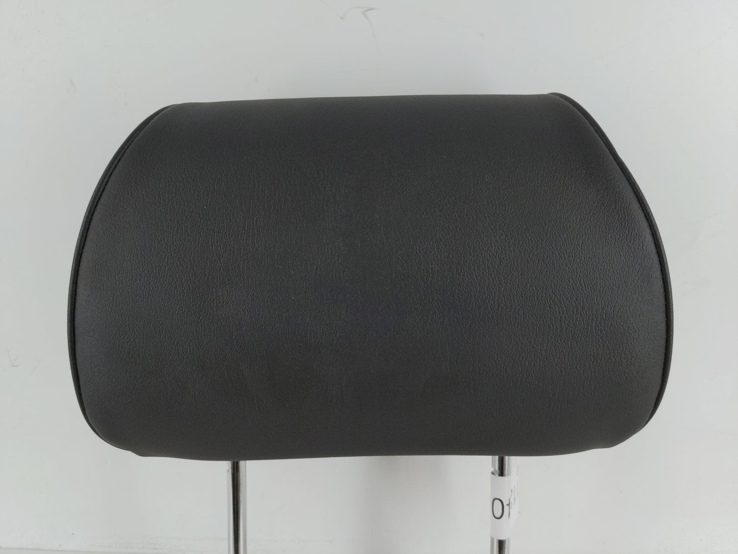 2011-2012 Chevrolet Malibu Headrest Head Rest Front Driver Passenger Seat Fits Fits 2011 2012 OEM Used Auto Parts - Oemuseda