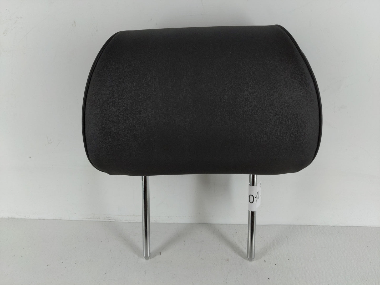 2011-2012 Chevrolet Malibu Headrest Head Rest Front Driver Passenger Seat Fits Fits 2011 2012 OEM Used Auto Parts - Oemuseda