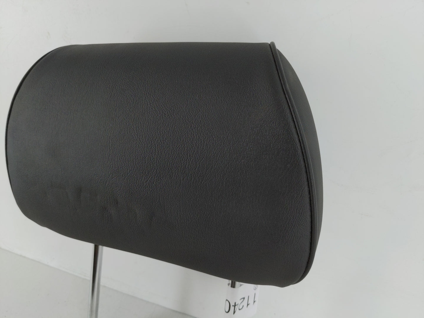 2011-2012 Chevrolet Malibu Headrest Head Rest Front Driver Passenger Seat Fits Fits 2011 2012 OEM Used Auto Parts - Oemuseda