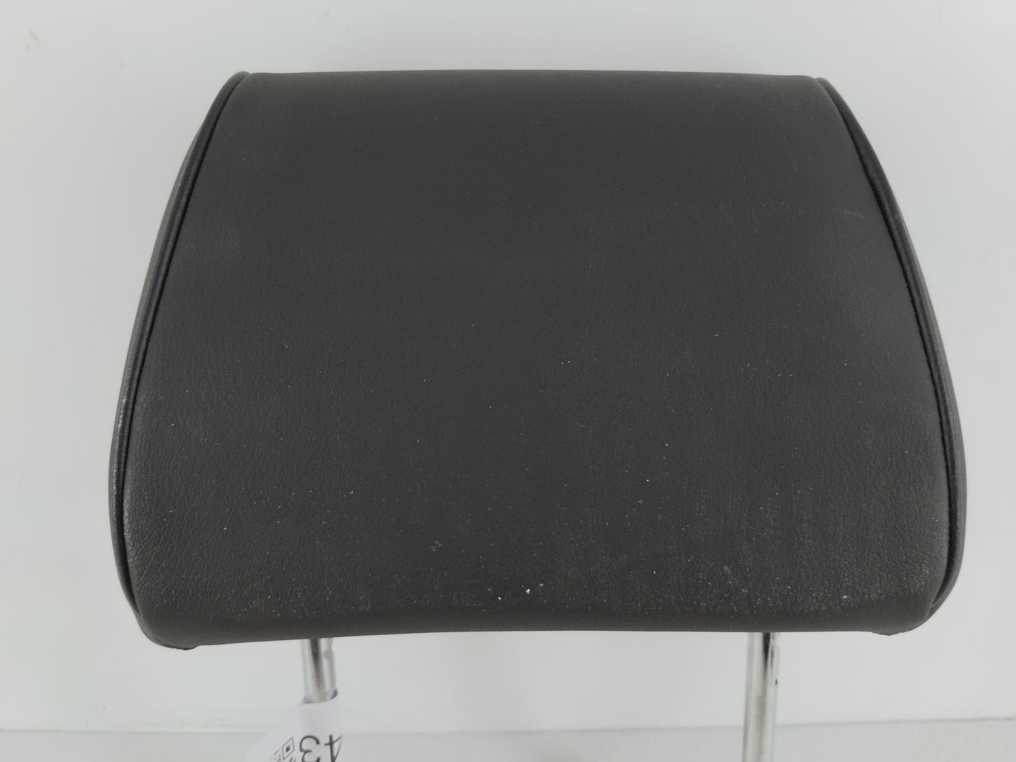 2011-2012 Chevrolet Malibu Headrest Head Rest Front Driver Passenger Seat Fits Fits 2011 2012 OEM Used Auto Parts - Oemuseda